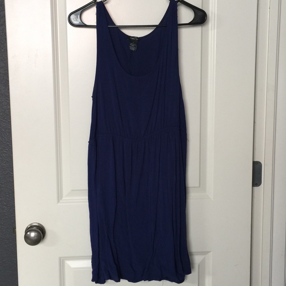 Rue 21 Dark Blue keyhole back lightweight dress L